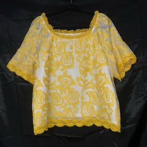 Floral embroidered top